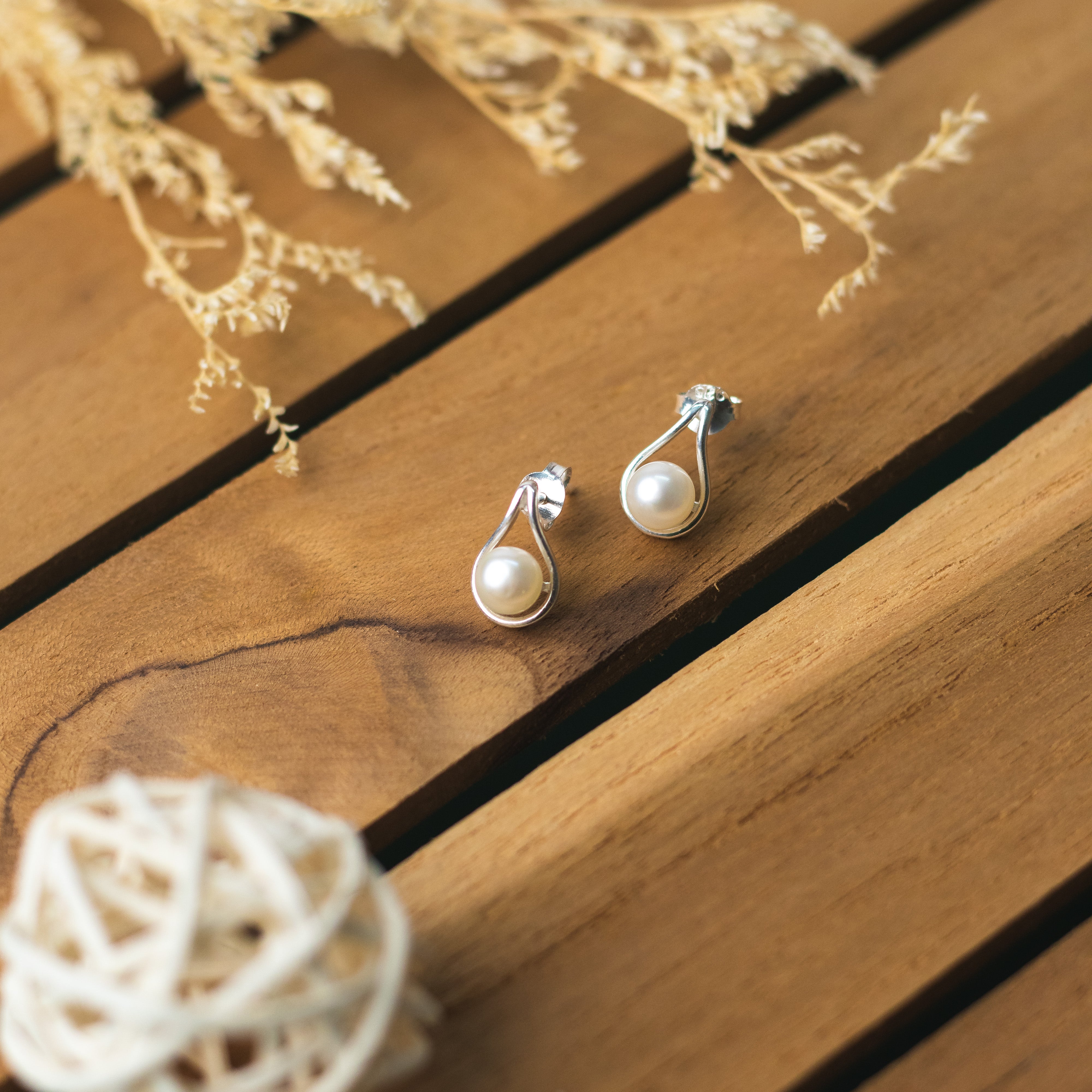 Pearl Halo Earrings – Amandine Jewelry